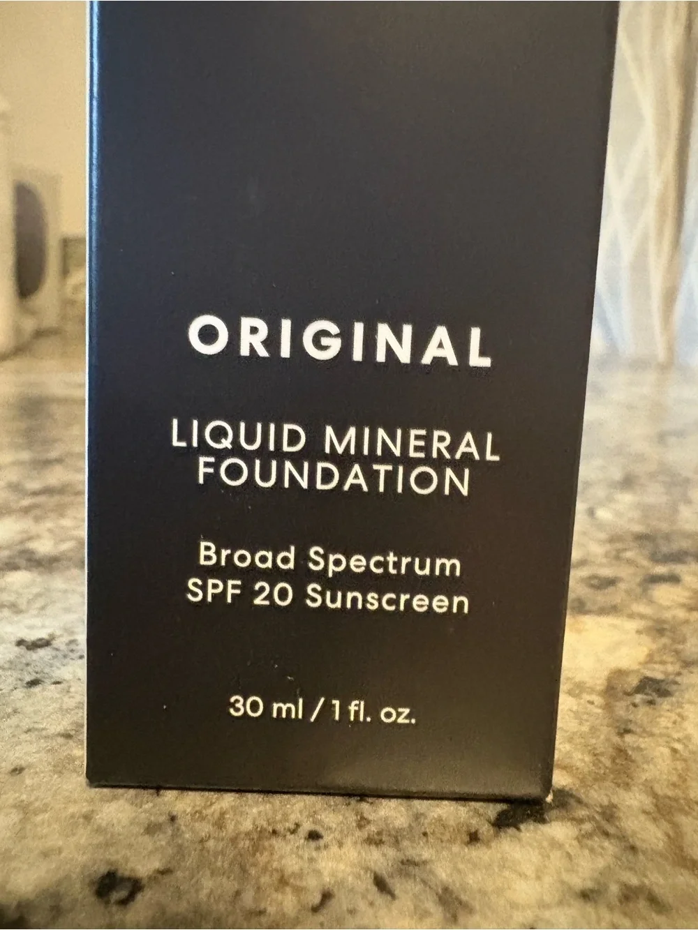 bareMinerals Original Liquid Mineral Foundation - Black Packaging